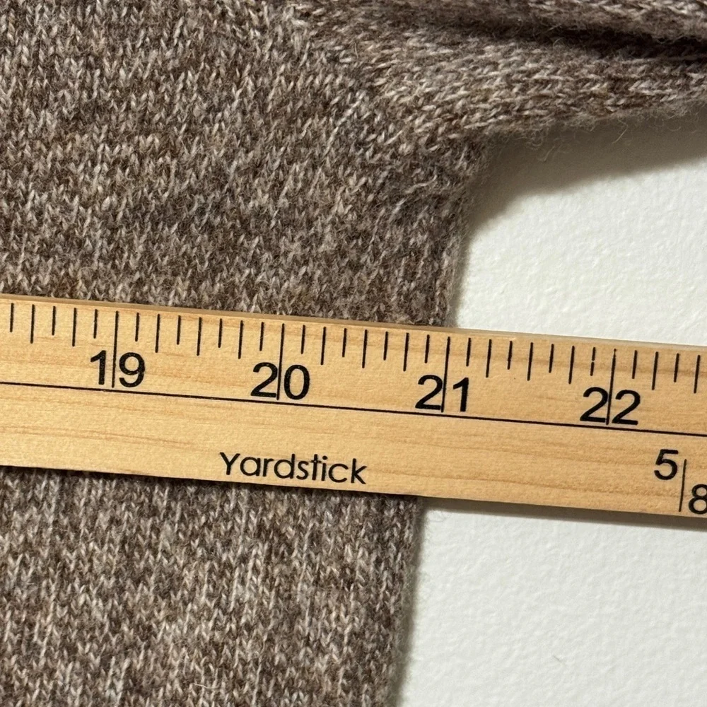 J. Crew Crewneck Sweater in Supersoft Lambswool Blend Size Medium Brown Fall
